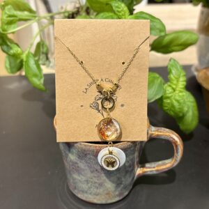 la shop à choupi collier breloque papillon