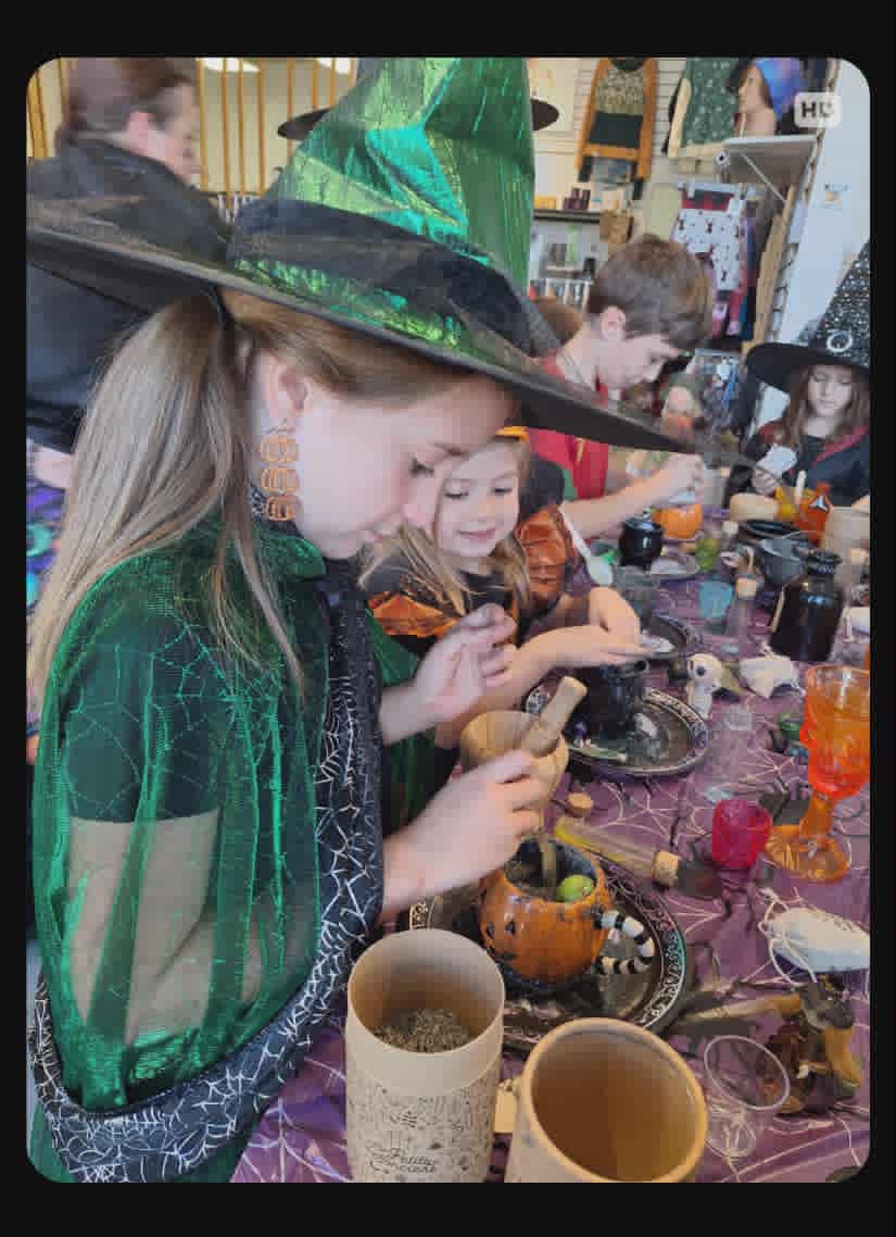 Atelier - Viens fêter l'Halloween costumé avec la sorcière Mélicadabra!!!