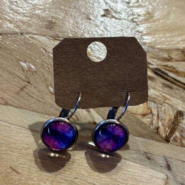 sachat création petites boucles d'oreilles