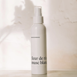 bruine marée fleur de riz et musc blanc